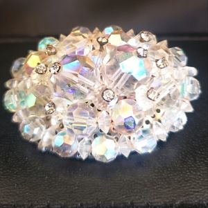 Large Vintage Costume Jewelry Rhinestone Brooch.   FF170